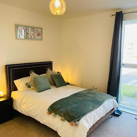 Deluxe 2-Bedroom Home Away Erith 外观 照片